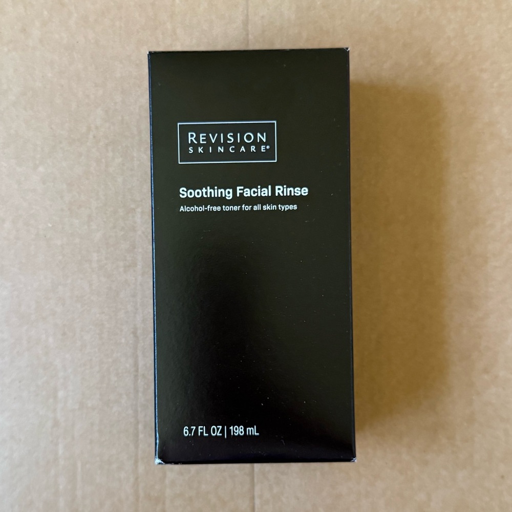 BNIB Revision Skincare Soothing Facial Rinse